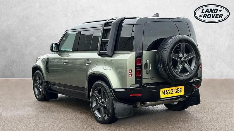 Used Land Rover Defender SE Dynamic 404 HP (297 kW) 2022 Green SUV
