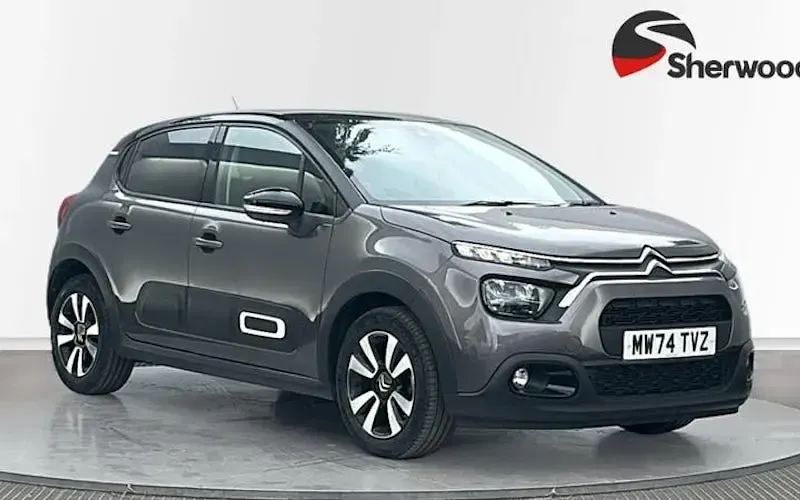 Used Citroën C3 PureTech 83 HP (61 kW) 2024 Hatchback