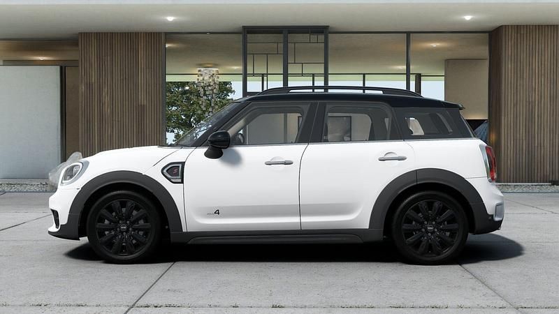 Used Mini Cooper S Countryman 189 HP (139 kW) 2018 White SUV