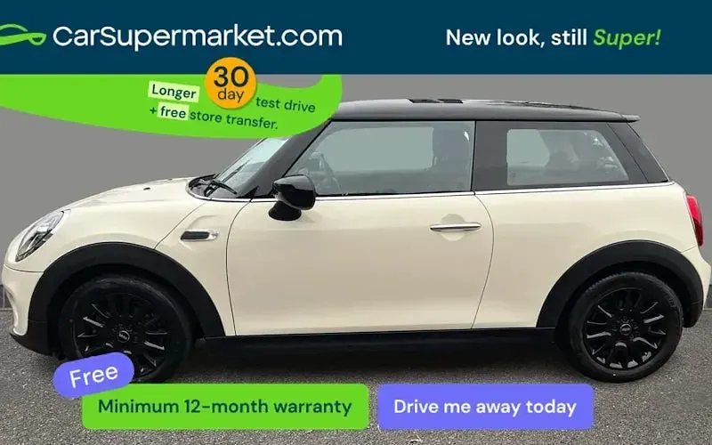 Usado Mini Cooper Classic 136 HP (100 kW) 2020 Branco Citadino