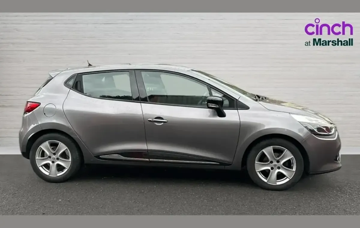 Used Renault Clio Dynamique 120 HP (88 kW) 2016 Grey Hatchback