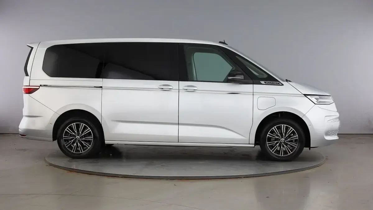 Used VW Multivan Style 218 HP (160 kW) 2024 Silver MPV