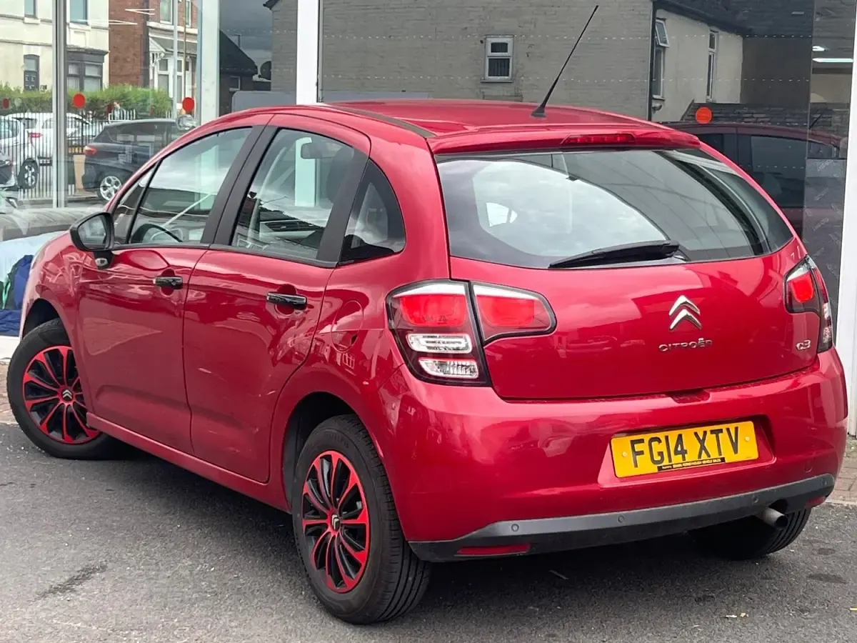 Used Citroën C3 68 HP (50 kW) 2014 Red Hatchback