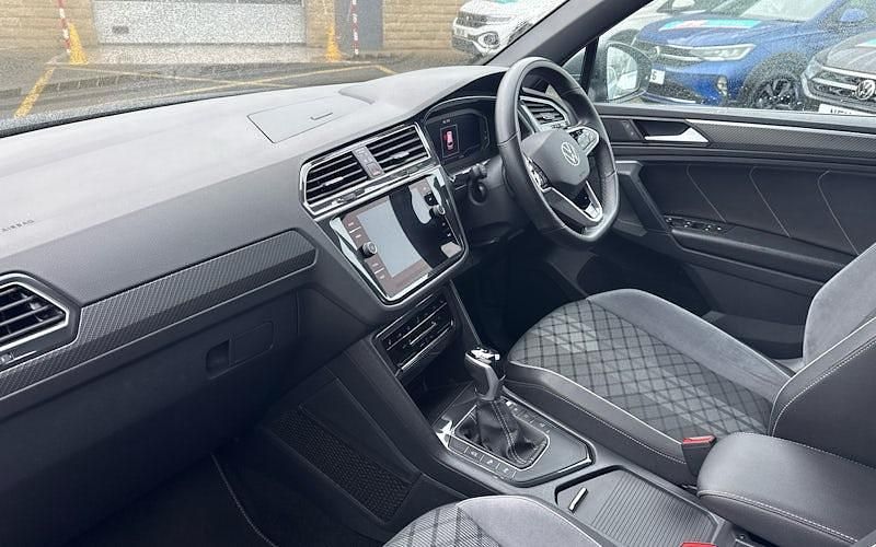 Used VW Tiguan R-line 150 HP (110 kW) 2023 Grey SUV