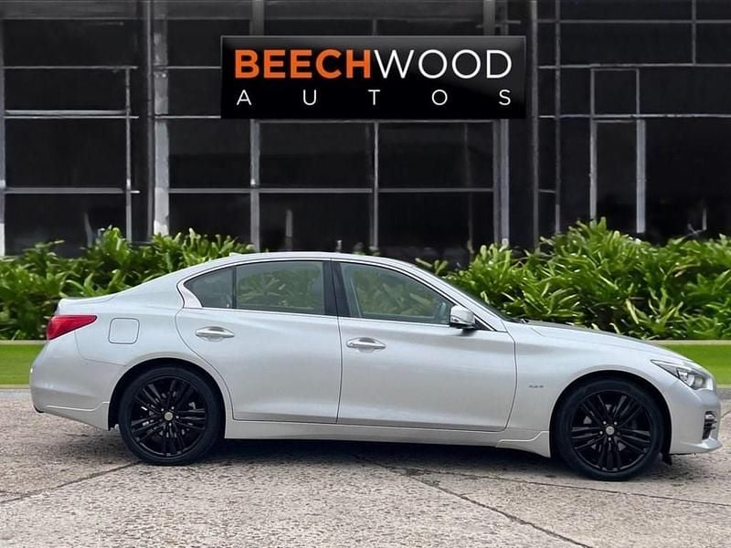 Used Infiniti Q50 Sport Tech 170 HP (125 kW) 2015 Silver Sedan