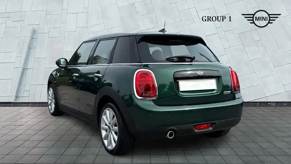 Used Mini Cooper Hatch 136 HP (100 kW) 2018 Green Hatchback
