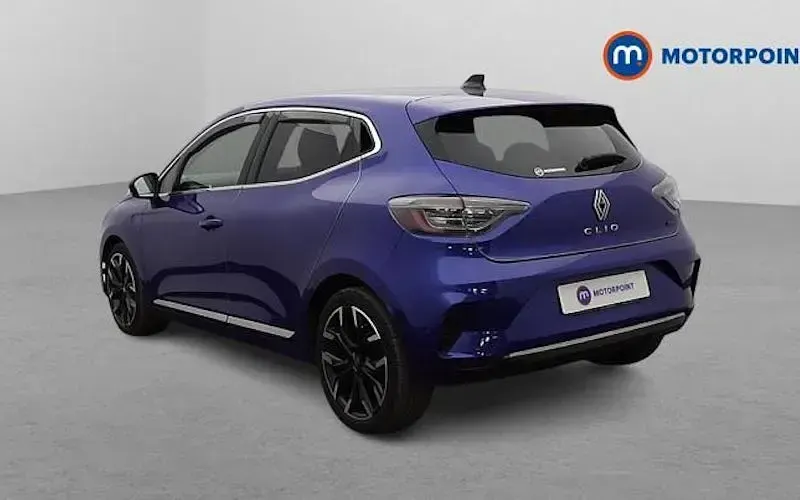 Used Renault Clio Techno 143 HP (105 kW) 2025 Hatchback