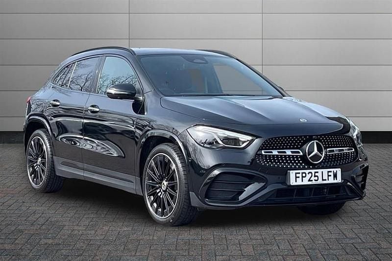 Used Mercedes GLA200 AMG Line Premium Plus 163 HP (119 kW) 2025 Cosmos black SUV