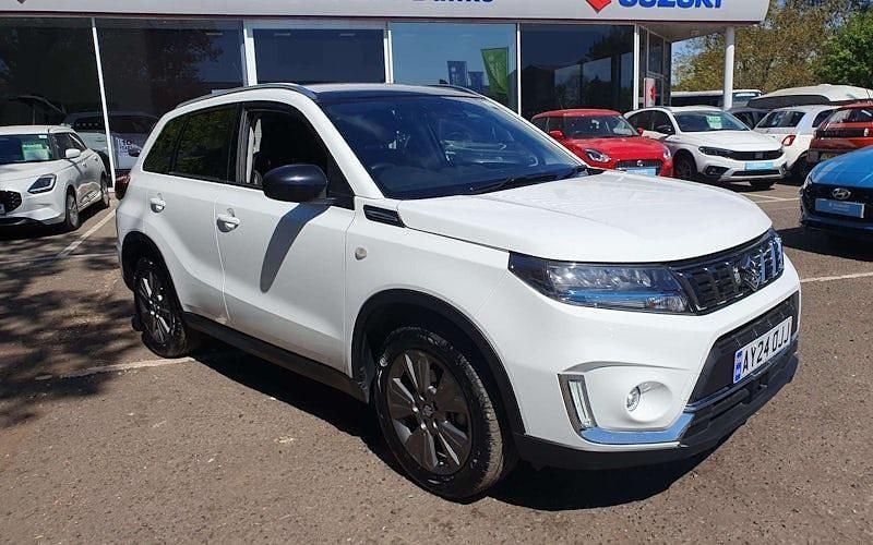 Second-hand Suzuki Vitara SZ-T 116 CP (85 kW) 2024 Alb SUV