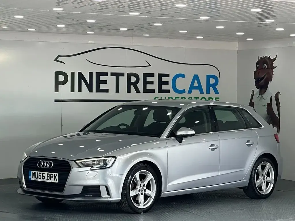 Used Audi A3 Sportback Sport 150 HP (110 kW) 2016 Silver Hatchback