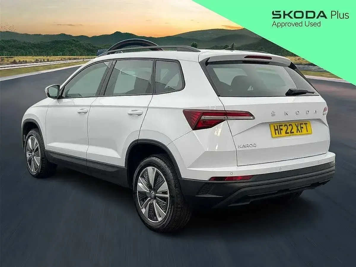 Used Skoda Karoq SE Drive 110 HP (80 kW) 2022 Moon white metallic SUV