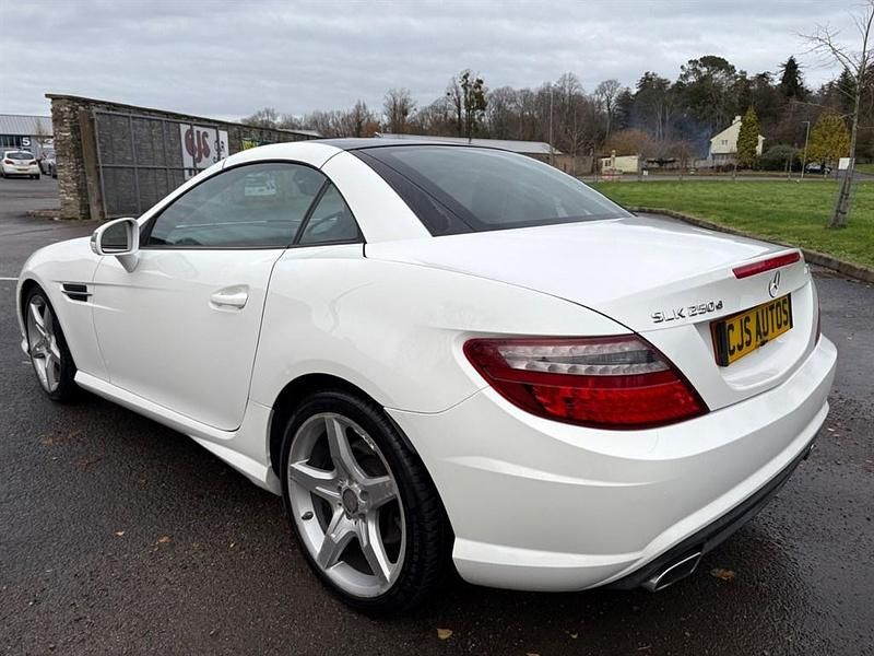 Used Mercedes SLK250 AMG 2015 White Cabriolet