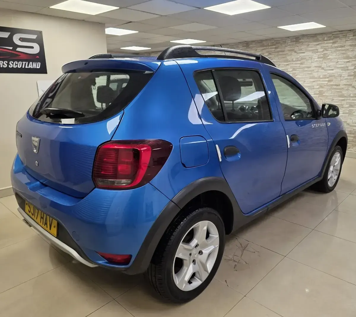 Gebraucht Dacia Sandero Stepway Ambiance 90 PS (66 kW) 2017 Blau Kleinwagen