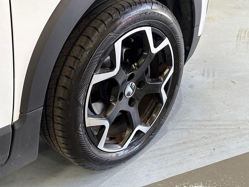 Used Vauxhall Crossland Ultimate 130 HP (95 kW) 2023 White SUV