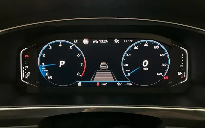 Used VW Tiguan R-line 150 HP (110 kW) 2020 Black SUV