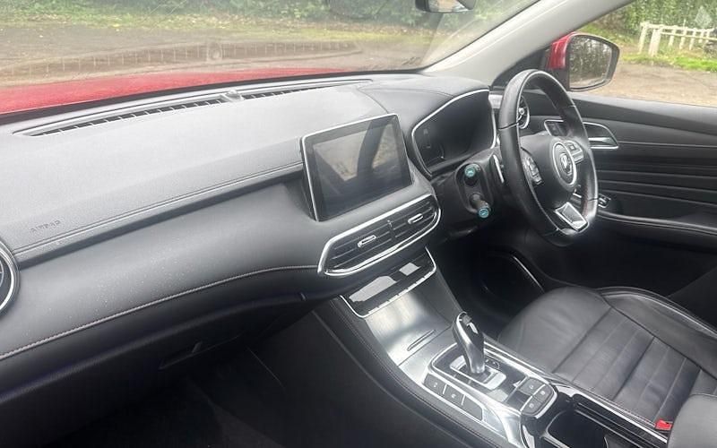 Used MG HS Exclusive 162 HP (119 kW) 2023 Red SUV