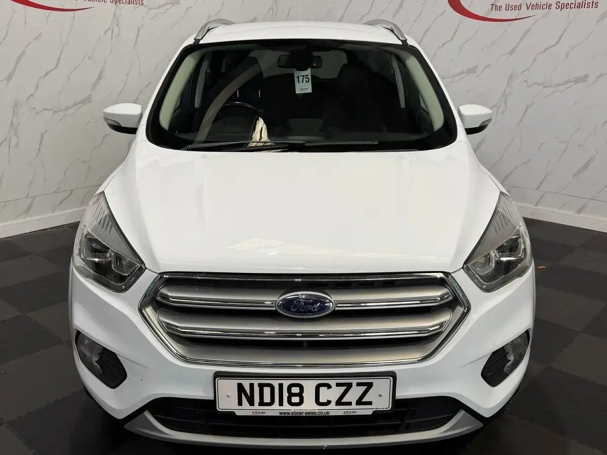 Used Ford Kuga Titanium 120 HP (88 kW) 2018 White SUV