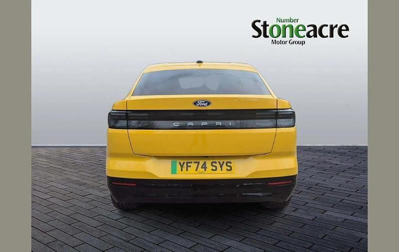 Usado Ford Capri Select 210 kW (286 CV) 2024 Amarillo SUV