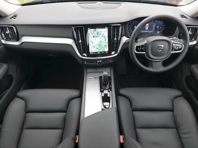 New Volvo V60 Ultra 194 HP (142 kW) 2025 Estate