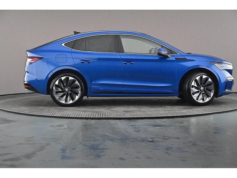 Used Skoda Enyaq iV 154 kW (210 HP) 2024 Race blue metallic SUV