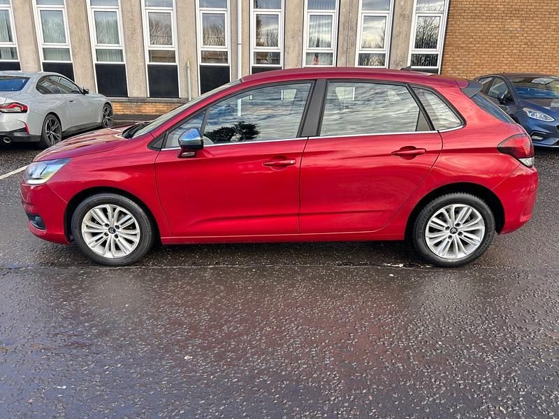 Begagnad Citroën C4 Flair 2015 Röd Halvkombi