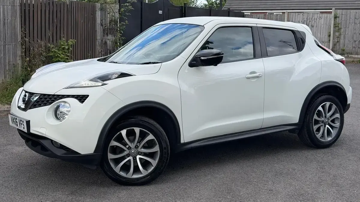 Used Nissan Juke Tekna 110 HP (80 kW) 2016 White SUV
