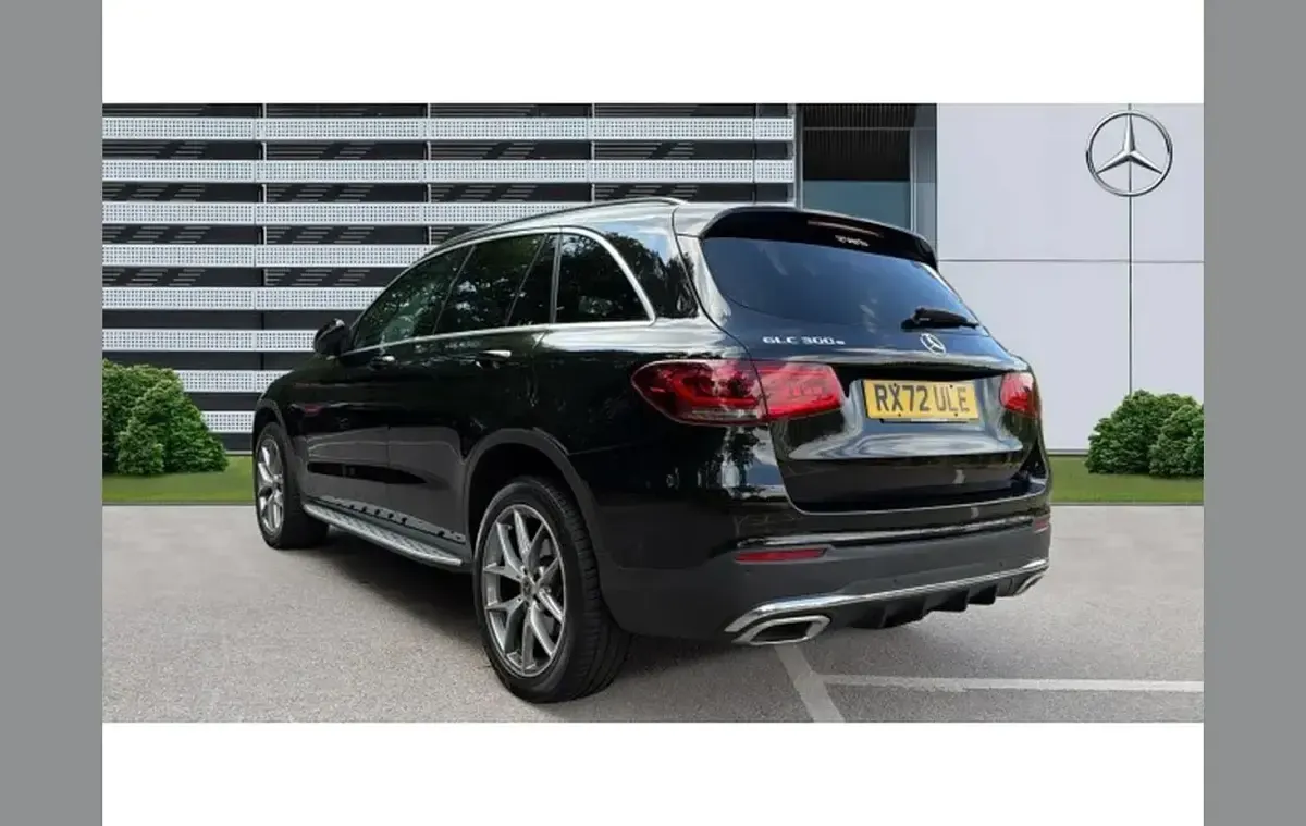Used Mercedes GLC300 AMG line 315 HP (231 kW) 2023 Black SUV