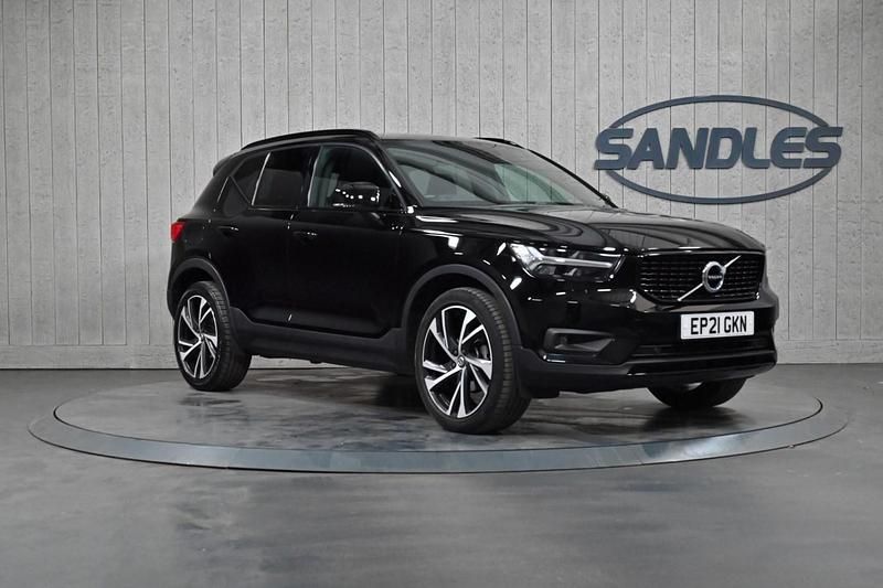 Black Used 2021 Volvo XC40 R-Design Pro SUV | £25,999 (Fair price) - Image 1/4