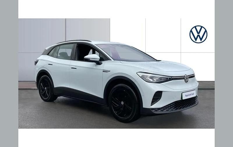 White Used 2022 VW ID.4 Pure SUV | £18,342 (Fair price) - Image 1/4