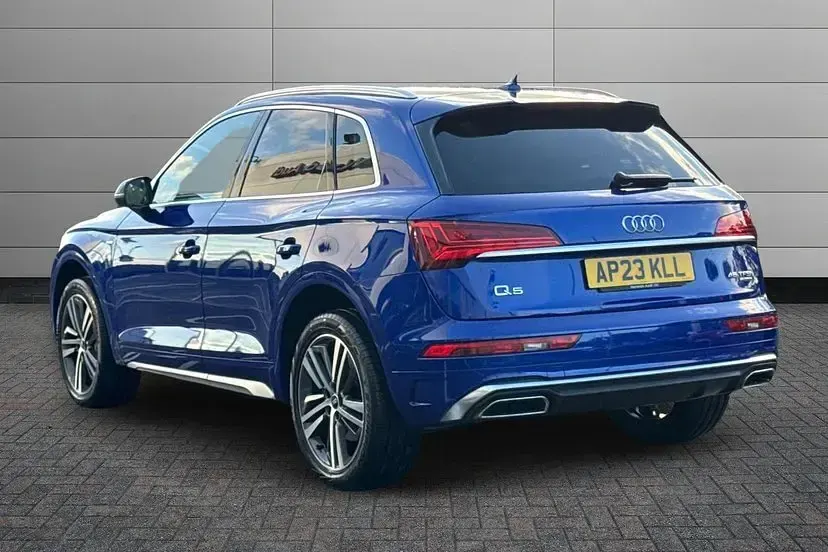 Used Audi Q5 S-Line 265 HP (194 kW) 2023 Blue SUV