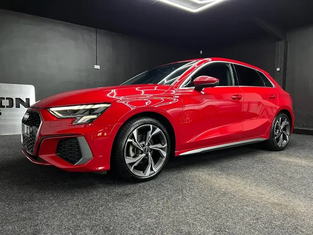 Used Audi A3 Sportback S-Line 150 HP (110 kW) 2022 Red Hatchback