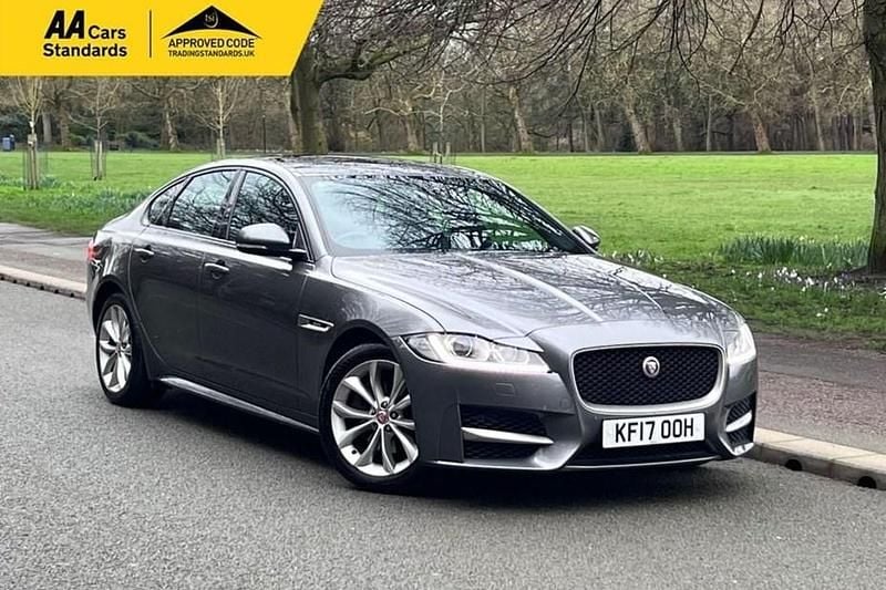 Used Jaguar XF R-Sport 250 HP (183 kW) 2017 Grey Sedan