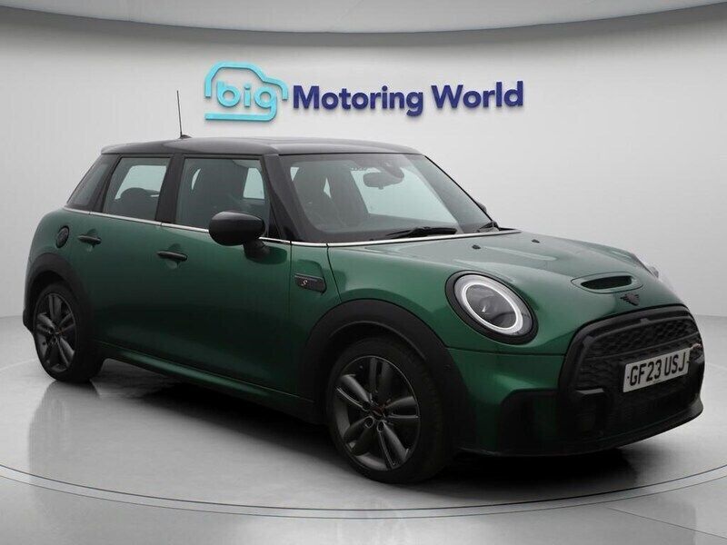 Green Used 2023 Mini Cooper S Hatch Hatchback | £22,600 (Fair price) - Image 1/4