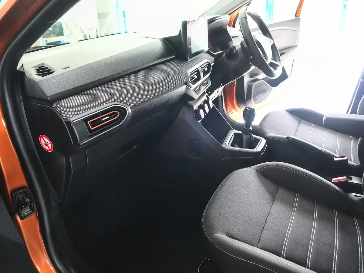Used Dacia Sandero Expression 2023 Orange Hatchback