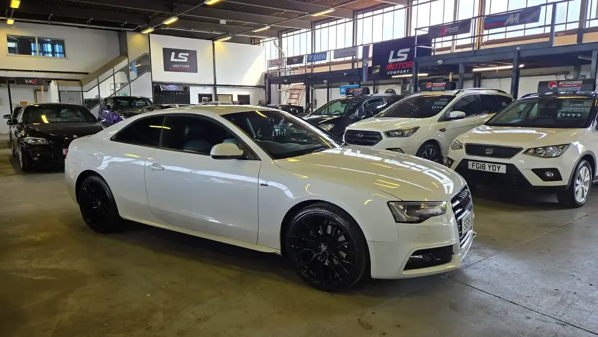 Used Audi A5 S-Line 177 HP (130 kW) 2016 White Coupe