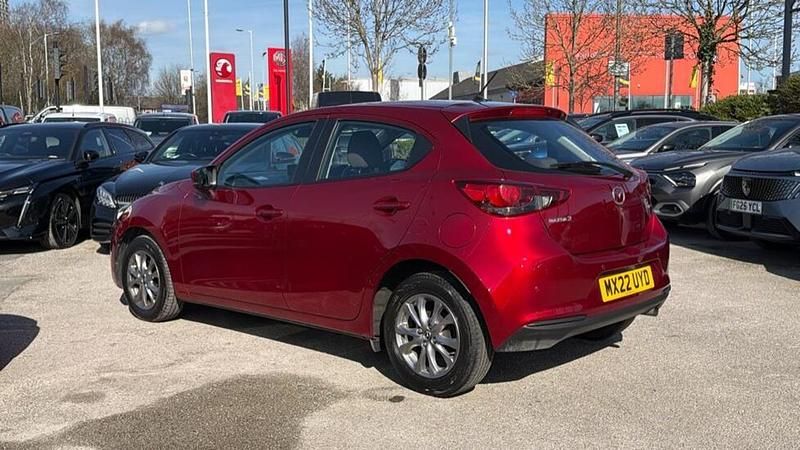 Usado Mazda 2 89 HP (65 kW) 2022 Vermelho