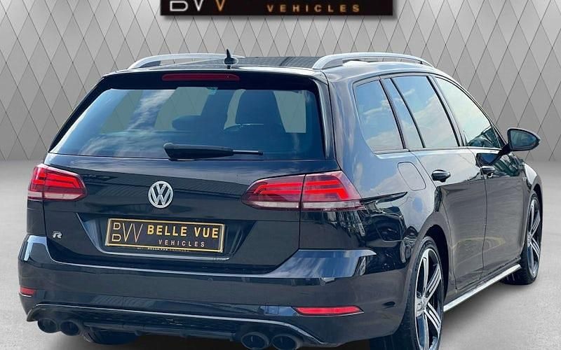 Used VW Golf VII R 310 HP (228 kW) 2018 Estate