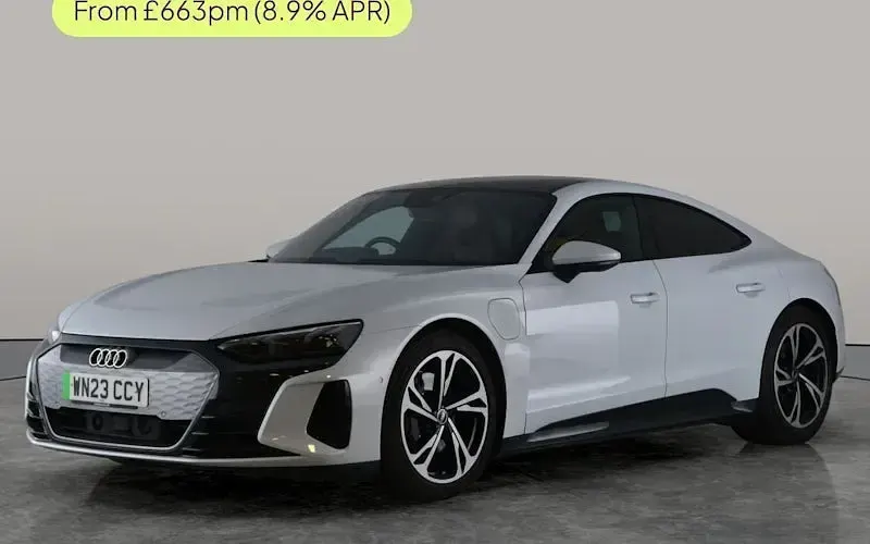 Usado Audi e-tron GT quattro Advanced 389 kW (530 HP) 2023 Sedan