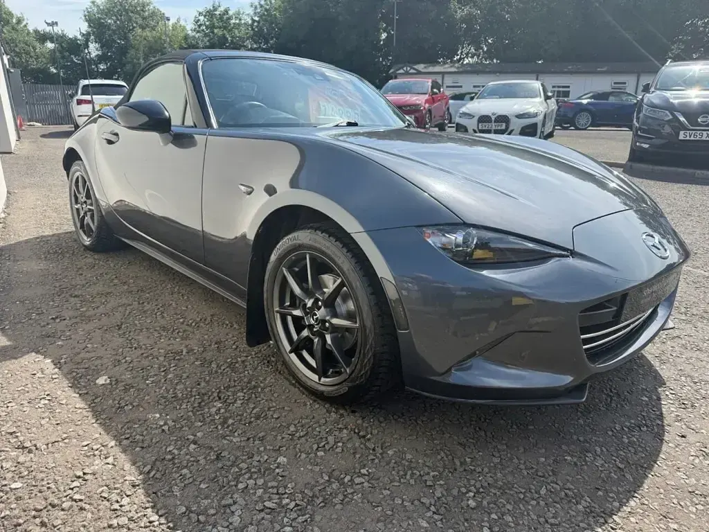 Used Mazda MX5 Inclusive 160 HP (117 kW) 2018 Meteor grey Cabriolet