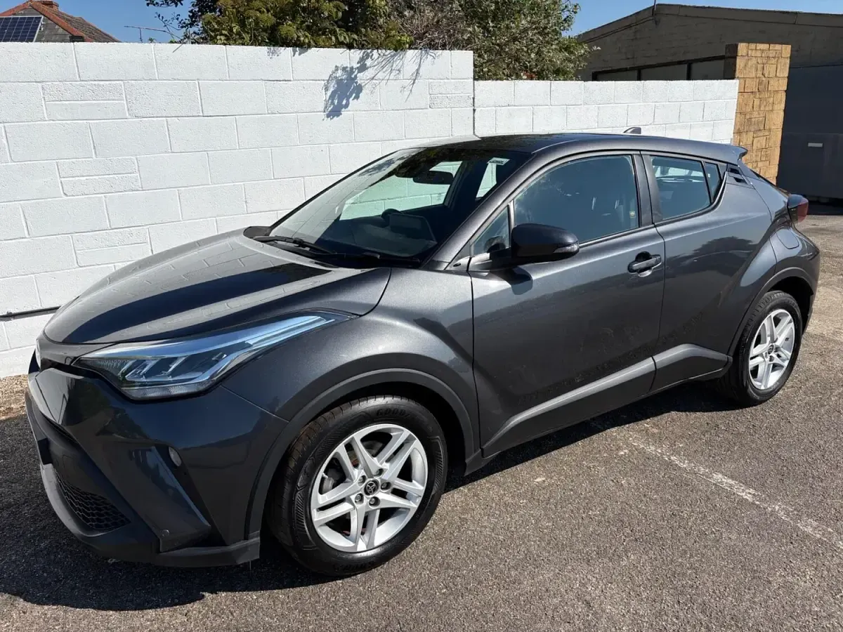 Used Toyota C-HR 122 HP (89 kW) 2022 Grey SUV