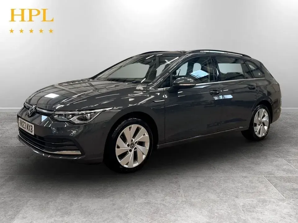 Used VW Golf VIII Style 150 HP (110 kW) 2023 Grey Estate
