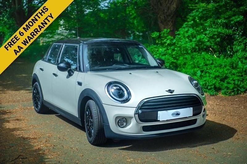 Silver Used 2018 Mini Cooper Hatch Hatchback | £10,350 (Fair price) - Image 1/3