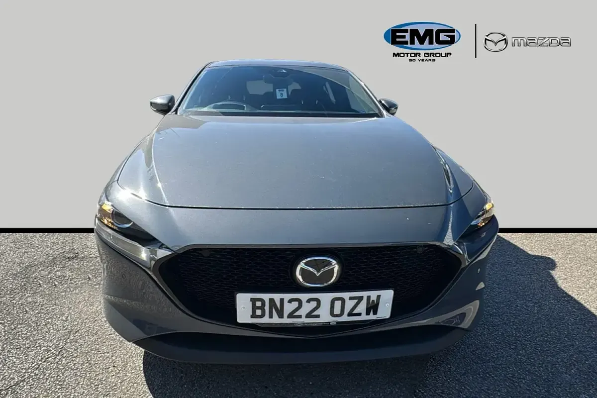 Usado Mazda 3 122 HP (89 kW) 2022 Cinzento Citadino