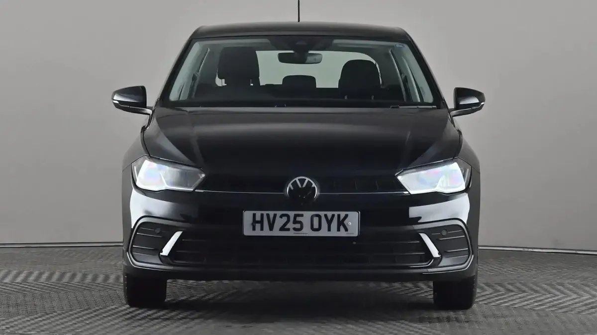 Begagnad VW Polo Life 80 HK (58 kW) 2025 Svart Halvkombi