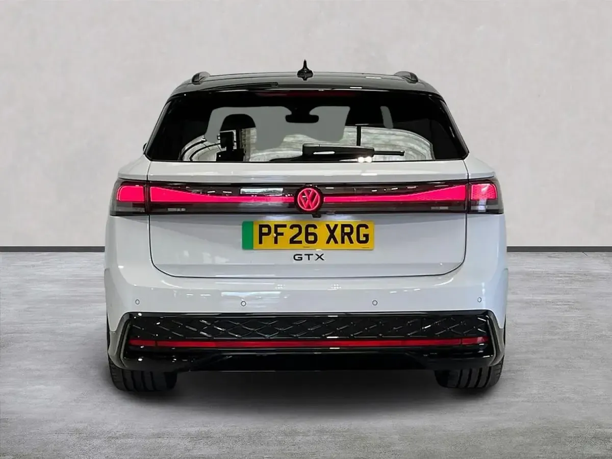 New VW ID.7 GTX 250 kW (340 HP) 2026 White Estate