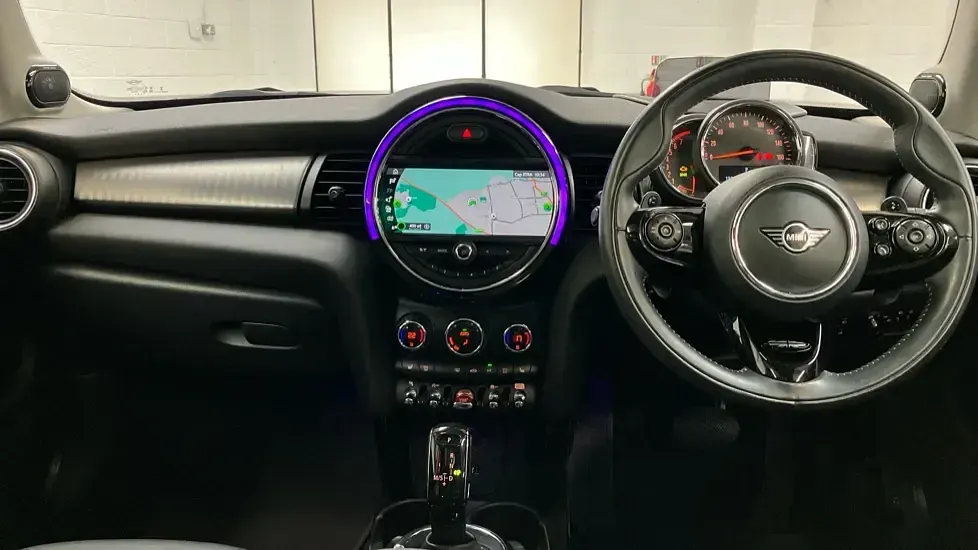 Used Mini Cooper S Exclusive 192 HP (141 kW) 2019 Black Hatchback