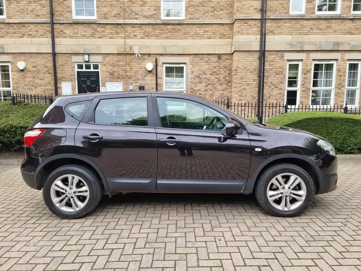 Begagnad Nissan Qashqai Acenta 117 HK (86 kW) 2011 Svart SUV