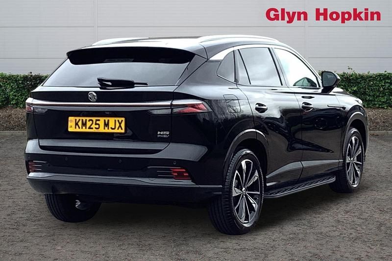 Used MG HS Trophy 2025 Black SUV