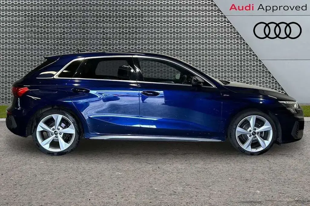 Used Audi A3 S-Line 147 HP (108 kW) 2022 Blue Sedan