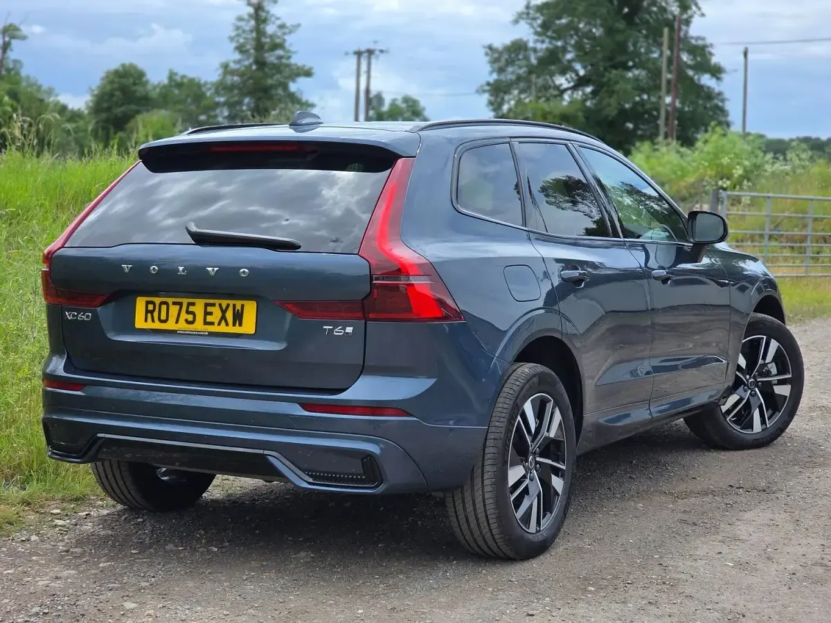 Used Volvo XC60 Plus 2025 Blue SUV